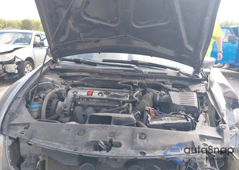 2011 Honda Accord 2.4 Ex z USA, uszkodzony, nr VIN 1HGCP2F78BA109734